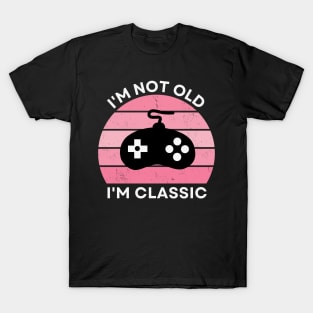 I'm not old, I'm Classic | Game Controller | Retro Hardware | Vintage Sunset | Gamer girl, '80s '90s Video Gaming T-Shirt